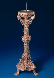 Gloucester-ljusstaken, förgylld klockmetall, engelskt 1100-tal