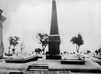 Maximo Gomez grav, 1920-talet