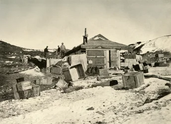 The Hut in Summer Time, Coal Bags at the Left, c1908, 1909.