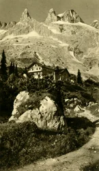 Lindauer Hütte vid foten av Drei Türme, Österrike, c1935.