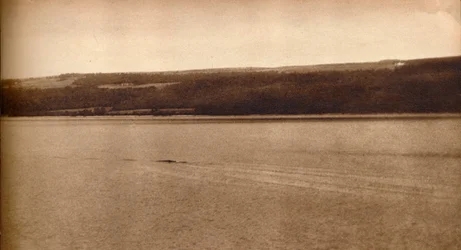 Loch Ness-monstret, 1933, 1938