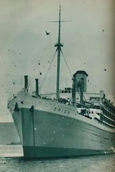 The Majesty of a Great Liner - Orion för ankar, 1937