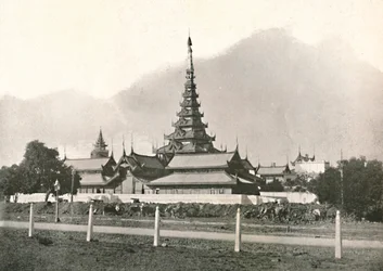 Palatset, Mandalay, 1900.
