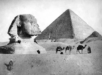 Sfinxen och pyramiden i Giza, Egypten, c1882