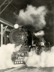 Sydney Limited lämnar Spencer Street Station, Melbourne, kl. 18.00, 1935-36.