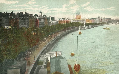 The Thames Embankment, London, c1915.