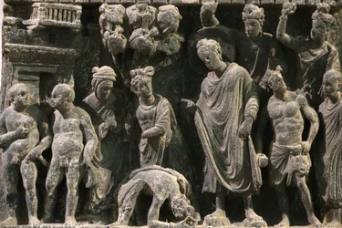 Victoria and Albert Museum. Relief som visar ett försök på Buddhas liv. 100-200. Skiffer. Gandhara/Nordvästra Pakistan. Storbritannien