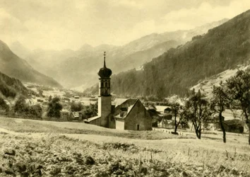 Sankt Nikolaus kyrka i Gortipohl, Österrike, c1935.