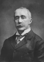 Den bortgångne Sir Daniel Cooper, 1911