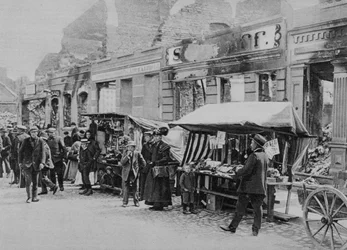 Marknaden i ruinerna av Hohenstein, Östpreussen, första världskriget, 1915