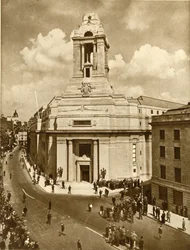 Invigningen av frimurarnas fredsmonument, Great Queen Street, London, 19 juli 1933, 1935