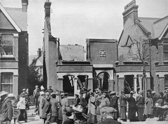 Resultatet av en flygräd: Ett havererat hus i Southend, 1915