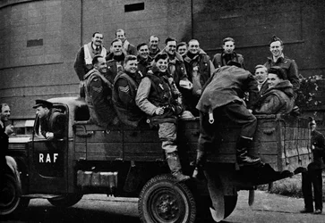 Deras hjärtan är höga, 1941