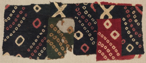 Tie-Dyed Fragment, ca. 700-1100 e.Kr.