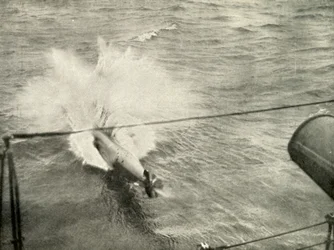 Torped in i vattnet, 1919.