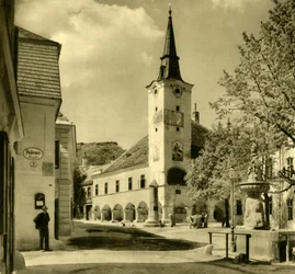Rådhuset, Gumpoldskirchen, Mödling, Niederösterreich, c1935.