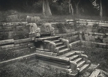 Trappor i en baddamm i tegel, Anuradhapura, 1926