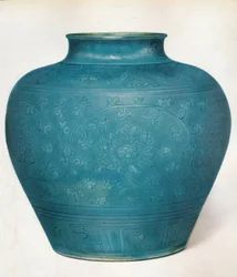 Vas med äggformad kropp och kort sammandragen hals, 1500-talet, 1936