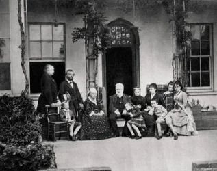 Victor Hugo, fransk författare, i exil på Guernsey, 1866