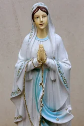 Jungfru Maria, Paris, Frankrike