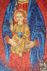 Jungfru och barn. Italien. Bebådelsens basilika, Nasaret, Israel
