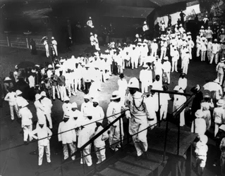 Besökare i Port Doumen, Saigon, Vietnam, 1900