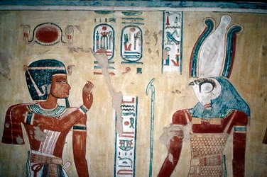 Väggmålning av Ramses III före Horus, Valley of the Queens, Luxor, Egypten, c1100-talet f.Kr.