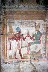 Väggmålning av Sethos I före Horus, Temple of Sethos I, Abydos, Egypten, 19:e dynastin, c1280 f.Kr.