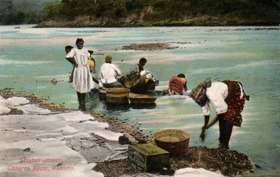 Washerwomen, Charges River, Panama, tidigt 1900-tal
