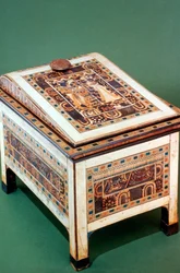 Träkista från Tutankhamons grav, 1300-talet f.Kr