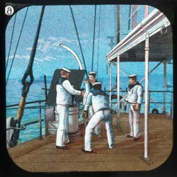 Arbetar en 3-pund -- H.M.S. Blake, c1900.