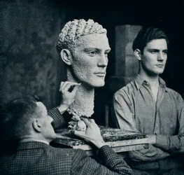 Arbetar på ett porträtt av Mr. Duncan Guthrie, c1935