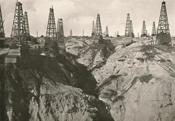 Yenan-Young Oil Wells, 1900.
