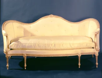 Soffa i Adam stil, ca 1780 (förgyllt trä)