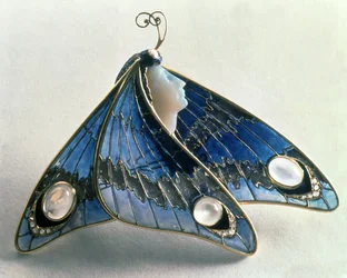 Art Nouveau hänge i form av en fjäril, ca 1900 (emalj och täljsten)