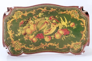 Bokstöd, avtagbart från ett Louis XV sängbord av Vernis Martin