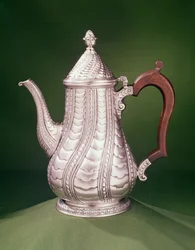 Kaffekanna av Paul de Lamerie, ca 1745