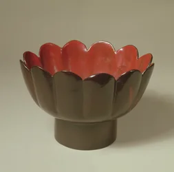 Cup, Songdynastin (960-1279) (lackerat trä)