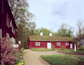 Grästaksbod vid Carl Linnaeus hus, Hammarby, Uppsala, Sverige foto