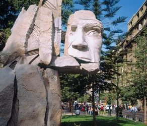 Monument till ursprungsbefolkningen (foto)