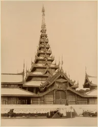 Myei-nan eller Main Audience Hall i Mandalay-palatset, Burma, sent 1800-tal (albumintryck)