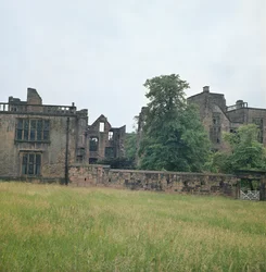 Ruinerna av Old Hardwick Hall