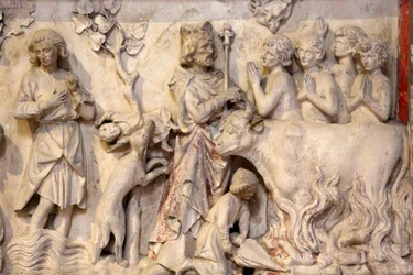 Basilica of St, Denis, Låg relief, Avbildning av en folkmassa som ber när kungen gick förbi, Saint-Denis, Frankrike
