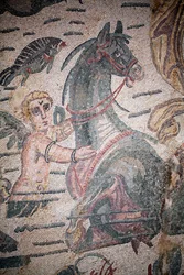 Arions sal. Marin scen. Marina varelser. Nereides och tritoner. 3:e - 4:e århundradet. Romersk villa i Casale, Sicilien. UNESCO plats.