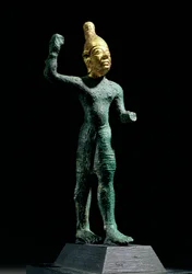 Idol av stormguden Baal, från Syrien, bronsåldern (ca 1350-1250 f.Kr.) (brons och guld)