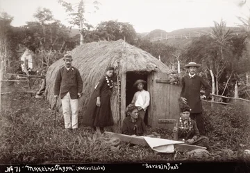 Att göra Tappa, ett inhemskt tyg, ca 1875 (sepiafoto)
