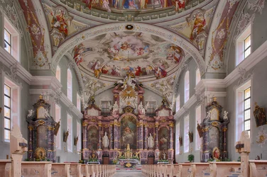 Vagn, altare, takmålning, interiörfotografi, St. George Catholic Parish Church, Neustift, Stubaidalen, Tyrolen, Österrike, Europa (foto)
