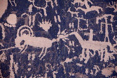 Nyheter Paper Rock. Indiska hällristningar i Nordamerika av Navajo-stammar och Utah. Period som sträcker sig över cirka 2000 år fram till 1300-talet.