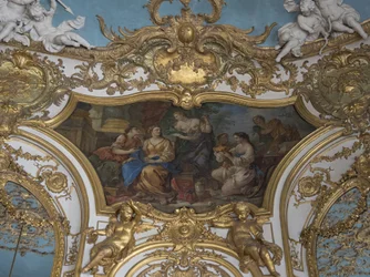 Psyche visar sina skatter för sina systrar. Målning av Charles Joseph Natoire (1700-1777)