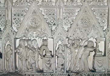 Sarcophagus o Pedro I (1320-1367) faʻatasi ai ma vaaiga mai le olaga o St Bartholomew, falesa o Alcobaca monastery (UNESCO World Heritage Listswed